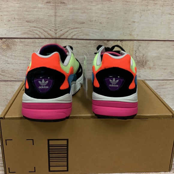 NIB. Adidas. Women’s falcon W. Size 10 - Picture 3 of 5